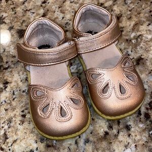 EUC/VGUC ROSE GOLD SIZE 5